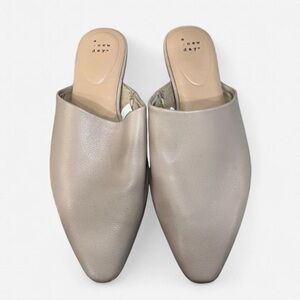 A New Day Minimalist Women's Cream Mules